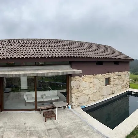 בית נופש Con Piscina גונדומר