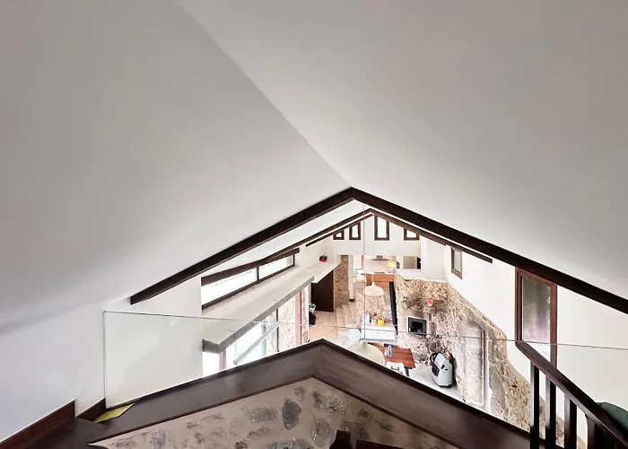 別荘 Con Piscina ゴンドマール