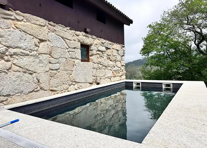 Con Piscina